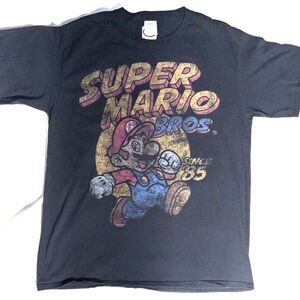 Nintendo Super Mario Bro Men's Distressed T-Shirt Since '85  Retro Graphic Large